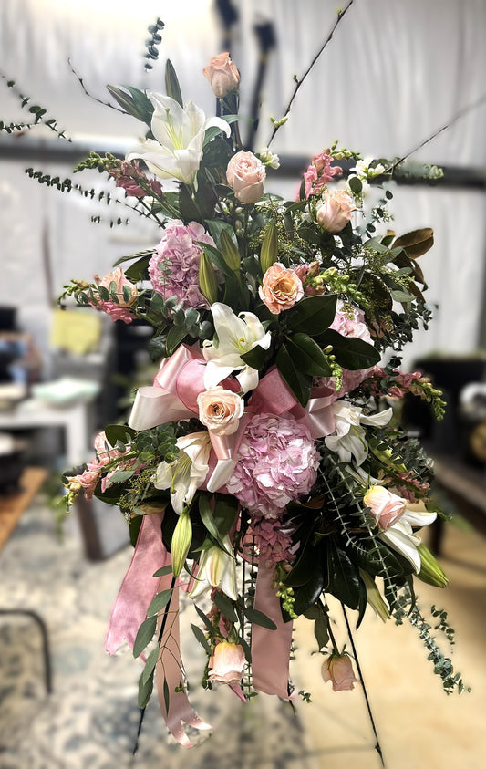 Magnolia Leaf Standing Spray
